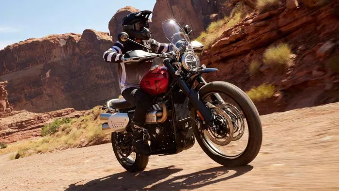 11.83 लाख रुपये लॉन्च हुई Triumph Scrambler 1200 X