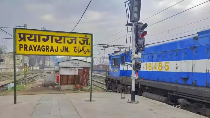 प्रयागराज रूट की ट्रेनों के समय में बदलाव, 10 गाड़ियां कैंसिल (सांकेतिक तस्वीर)