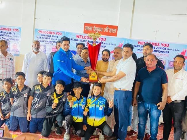 https://www.jagranimages.com/images/newimg/13032022/13_03_2022-13ktl_35_13032022_375_22542215_23410.jpg