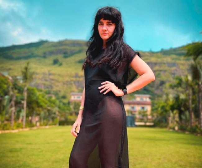 https://www.jagranimages.com/images/newimg/13032022/13_03_2022-shruti_seth_22540186.jpg