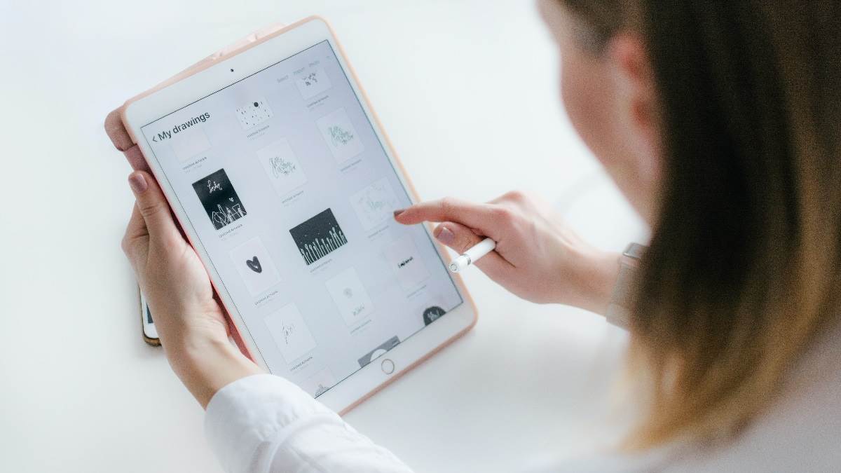 Best Tablets Under 15000: फोन को सीधी टक्कर देने आ गए ये टैबलेट, फीचर्स ऐसे झक्कास कि सबको देंगे पछाड़