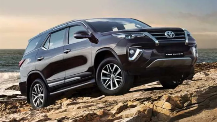 फरवरी 2024 के दौरान देशभर में Full Size SUV सेगमेंट की बिक्री कैसी रही, आइए जानते हैं।