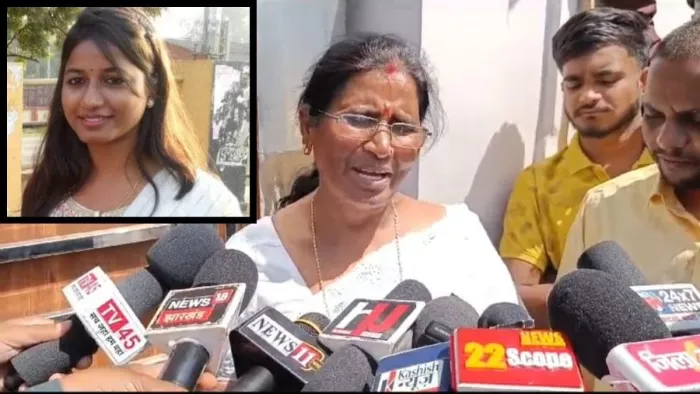 घर में प्रवेश करने से ईडी के रोकने पर पत्रकारों के समक्ष बिलखती पूर्व विधायक निर्मला देवी। जागरण