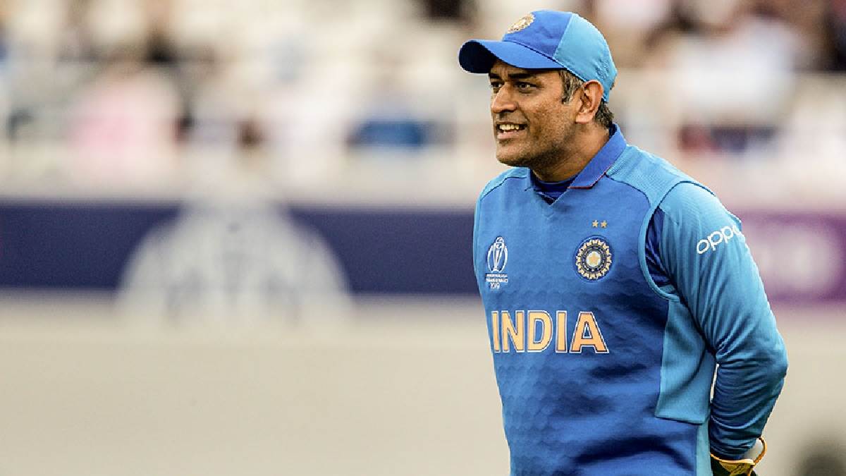 https://www.jagranimages.com/images/newimg/13032024/13_03_2024-ms_dhoni_2019_world_cup_23674157.jpg