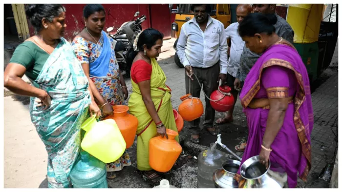 Bangalore Water Crisis: बेंगलुरू में बढ़ रहा पानी का संकट