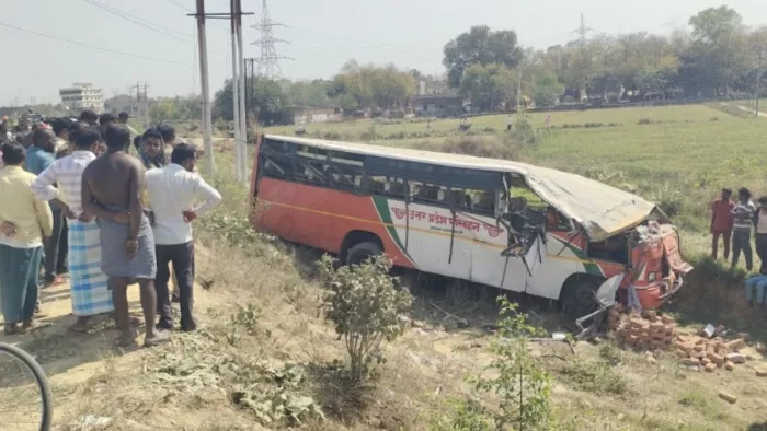 वाराणसी-आजमगढ़ हाईवे पर खौफनाक हादसा - जागरण