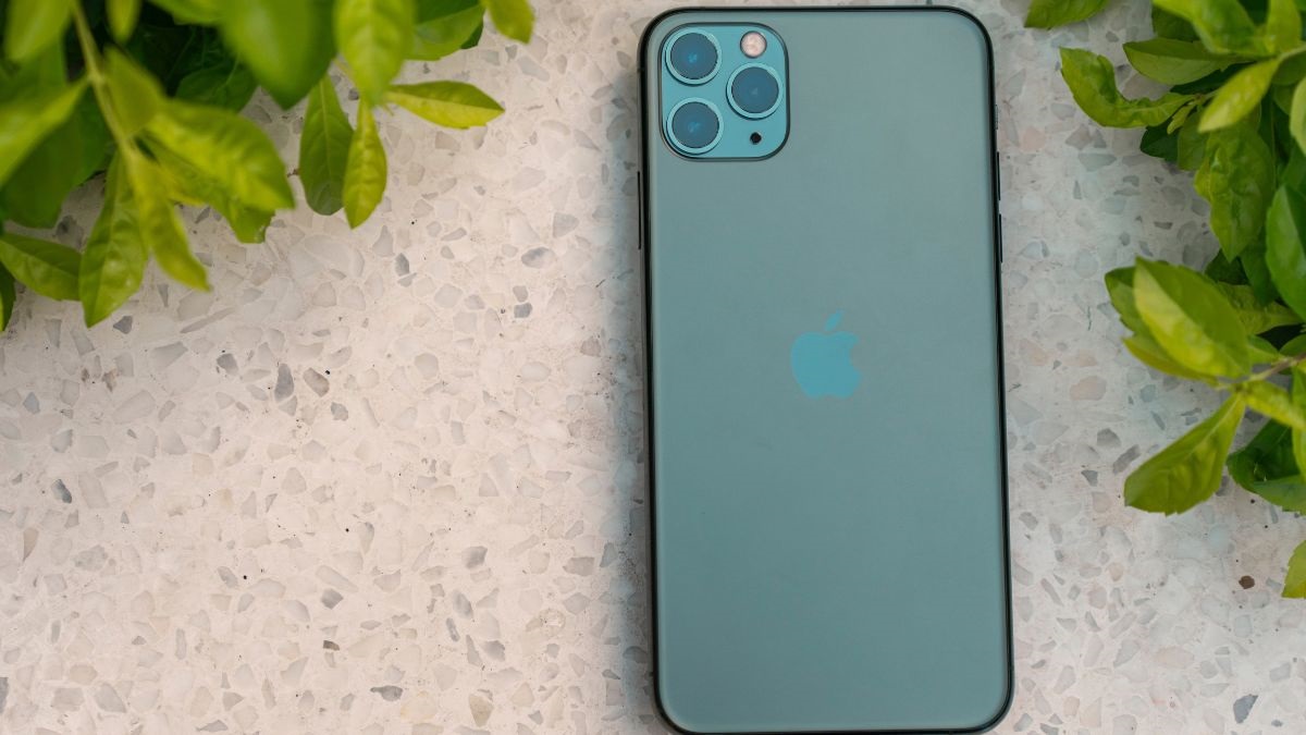 iOS 17 में मिल सकते हैं ये बड़े अपग्रेड, बेहतर कंट्रोल सेंटर के साथ होंगे ये फीचर्स