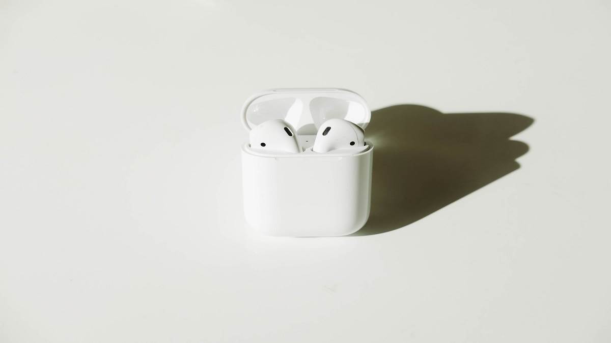 Boult Audio And Noise Earbuds Cover Image Source: Pexels