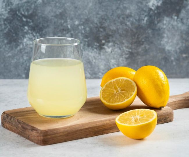 Lemon%20Water(1) ઉનાળાની ઋતુમાં નારિયેળ પાણી સારૂં કે લીંબુનો શરબત? વધુ ફાયદાકારક છે...