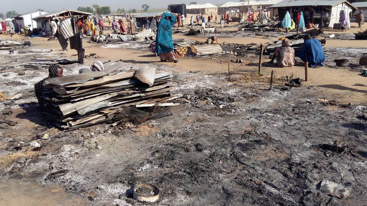https://www.jagranimages.com/images/newimg/13042025/13_04_2025-nigeria_bus_blast_23917964.jpg