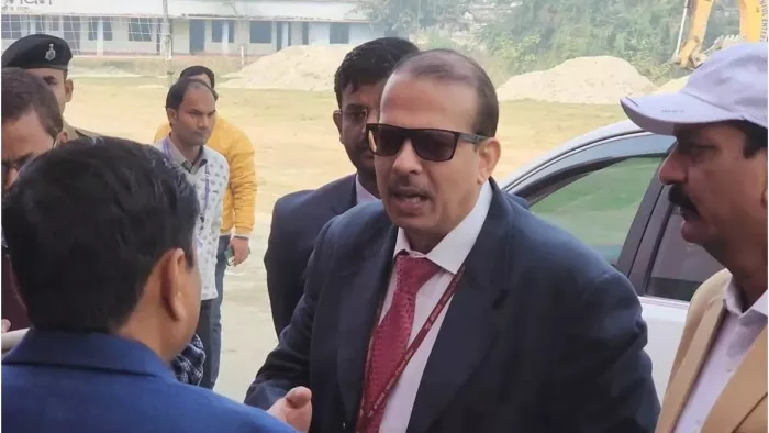 KK Pathak: इन छोटे कर्मचारियों को भी शिक्षा विभाग नहीं दे रहा पैसा? 800 स्कूलों में गहराया संकट (फाइल फोटो)