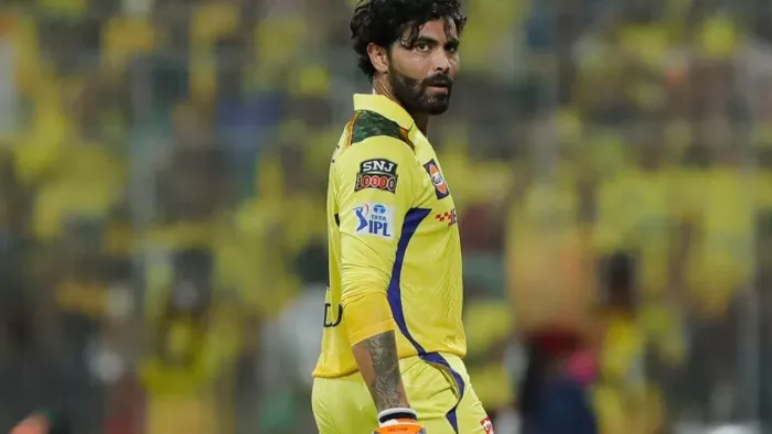 रवींद्र जडेजा हुए Obstructing the field आउट।