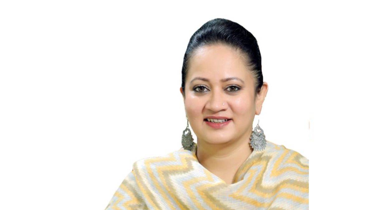 https://www.jagranimages.com/images/newimg/13052025/13_05_2025-arti_singh_rao_23936953.jpg