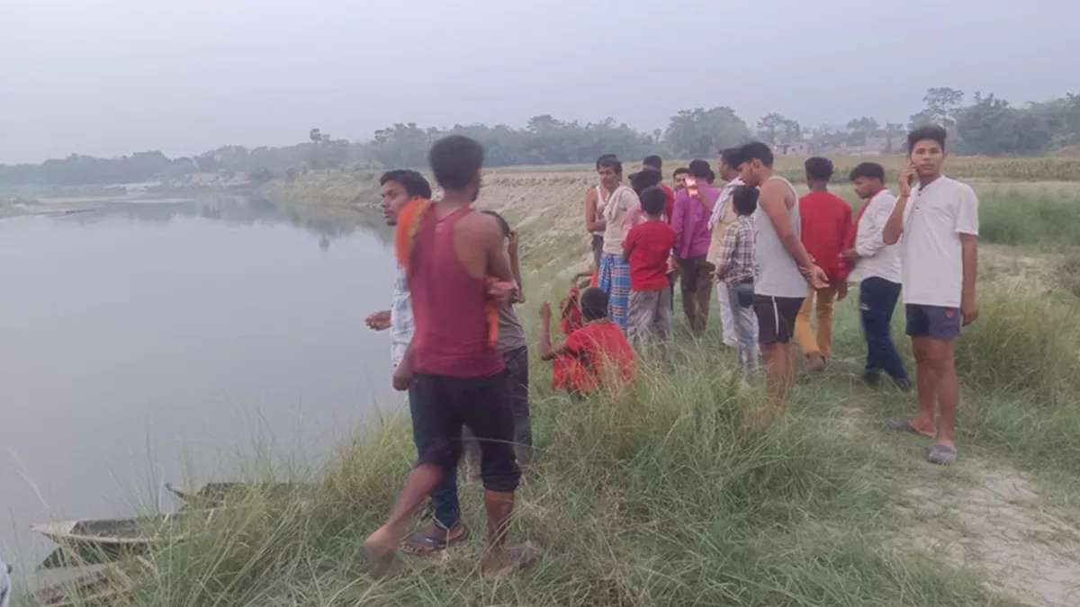 Purvi Champaran News: पूर्वी चंपारण में बड़ा हादसा, बूढ़ी गंडक में नहाने गए 3 बच्चे डूबे; परिवार में कोहराम