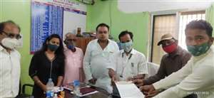 ई-रिक्शा से कचरा उठाने पर टैक्स का कांग्रेस ने किया विरोध