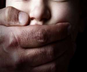 मेरठ में मायके वालों ने ससुरालियों पर लगाया हत्या का आरोप।