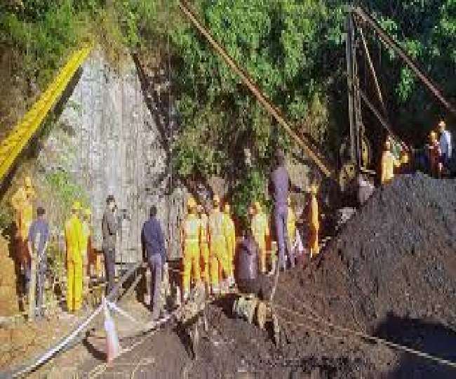 मेघालय की कोयला खदान में फंसे लोगों के बचाव अभियान में शामिल होगी नौसेना