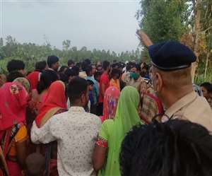 शाही के एक गांव की घटना, सुबह घर से साइकिल से निकली थी छात्रा, शाम को खेत में मिला शव।