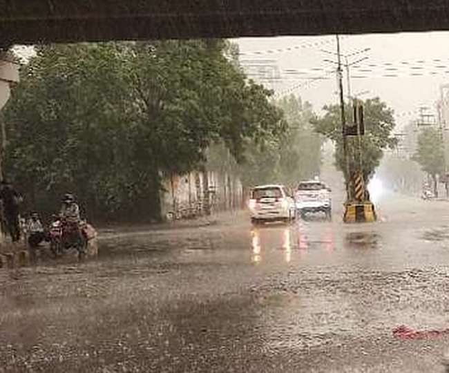 मौसम विभाग की मानें तो आज पूरा दिन बादल छाए रहने से तेज हवाएं चलेंगी। (सांकेतिक तस्वीर)