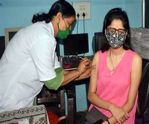 राज्यों को जल्द ही कोरोना रोधी वैक्सीन की 10 लाख डोज मिलेगी।