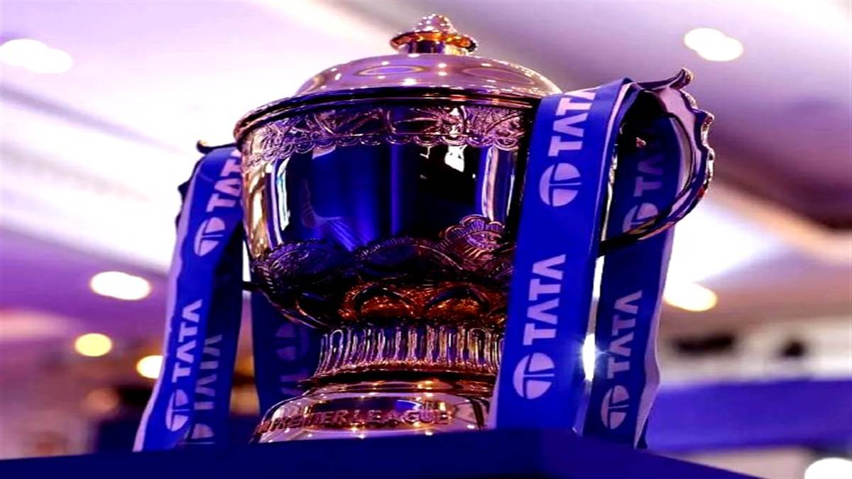 https://www.jagranimages.com/images/newimg/13062022/13_06_2022-ipl_trophy_winner_tata_22800052_17445159.jpg
