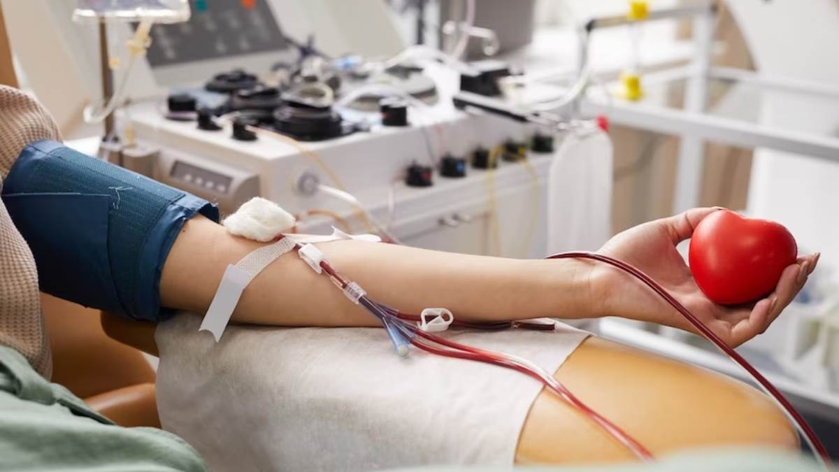 https://www.jagranimages.com/images/newimg/13062023/13_06_2023-blood_donation_1_23440042.jpg