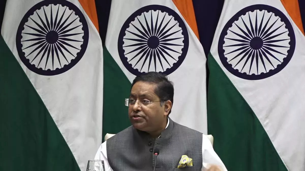'कश्मीर हमारा है...' भारत ने चीन और पाकिस्तान को याद दिलाई ये बात, विदेश मंत्रालय ने कहा- आपके बोलने से...