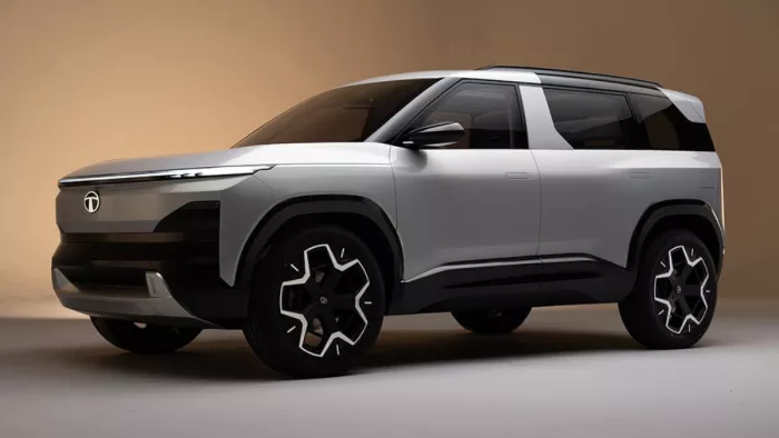 Tata Sierra EV को साल 2026 में लॉन्च किया जाएगा।