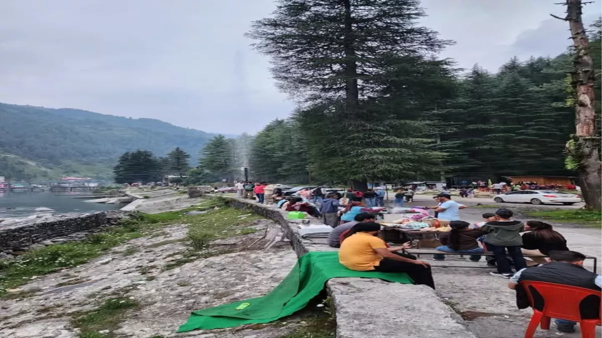 मंडी के बरोट में कचरा फैलाने वालों की खैर नहीं, गंदगी फैलाई तो भरना पड़ेगा 1000 से 5000 रुपये तक जुर्माना