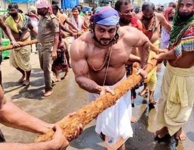 एक्टर-मॉडल की तरह स्मार्ट दिखने वाले अनिल गोच्छिकार