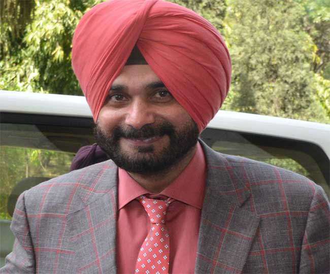 पंजाब के पूर्व मंत्री नवजोत सिंह सिद्धू की फाइल फोटो।