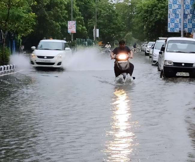 Delhi Monsoon Update: देर से पहुंचा लेकिन क्या दुरुस्त पहुंचा मानसून, जानिये- दिल्ली-NCR में कब होगी झमाझम बारिश