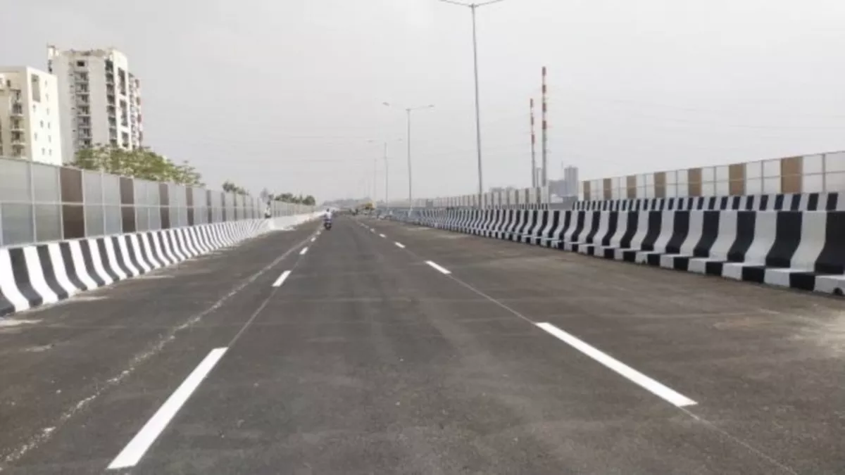Delhi-Mumbai Expressway News: दिल्ली से राजस्थान के दौसा का सफर होगा आसान, जाने किस डेट को होगी एक्सप्रेस-वे की शुरुआत