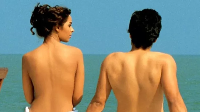 These bold and intimate scenes crossed limit in Bollywood films.