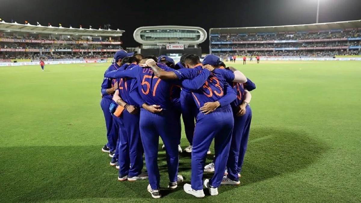 https://www.jagranimages.com/images/newimg/13072022/13_07_2022-team_india_in_england_22887733.jpg