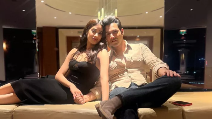 Janhvi Kapoor And Varun Dhawan Photo Credit Instagram