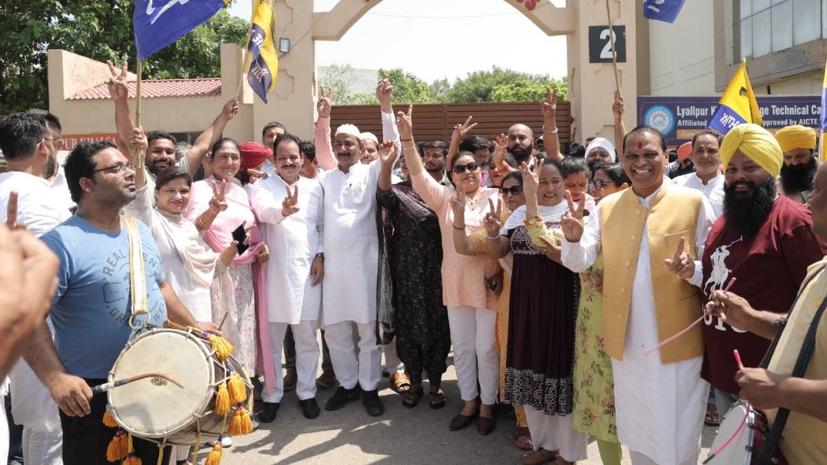 https://www.jagranimages.com/images/newimg/13072024/13_07_2024-aap_wins_punjab_23757880.jpg