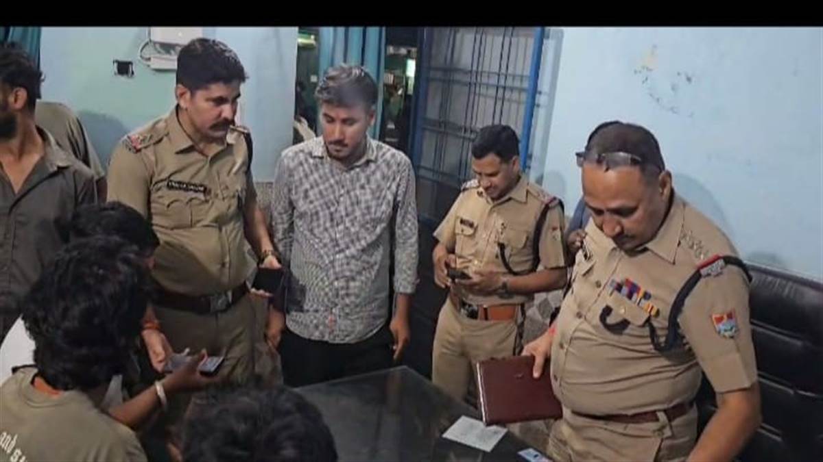 rishikesh firing student leader attackedcouncilor accused