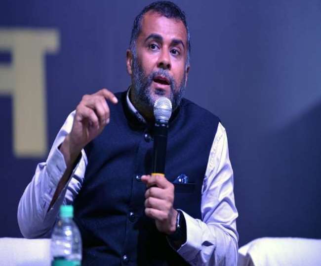 https://www.jagranimages.com/images/newimg/13082021/13_08_2021-chetan_bhagat__21925039.jpg