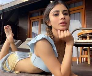 Photo Credit : Mouni Roy Instagram Photo Screenshot