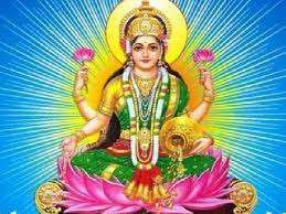 Mata Lakshmi Statue: जानें शुक्रवार को माता लक्ष्मी की कौन सी मूर्ति घर में रखने से होगा धन लाभ