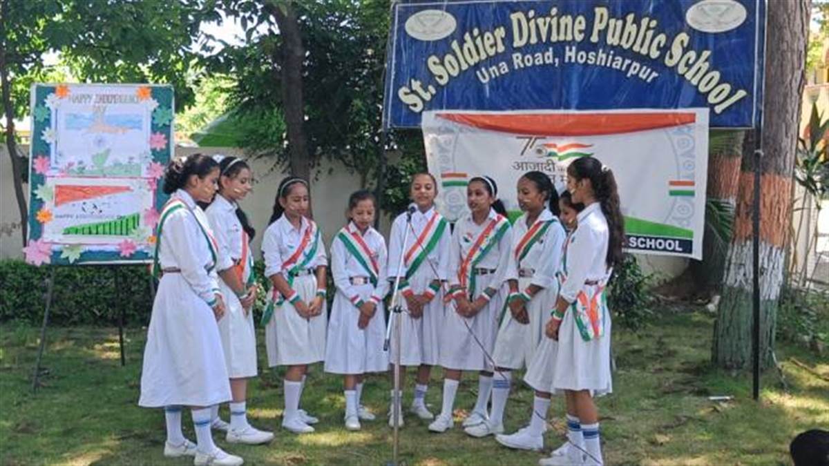 jashneazadi program organized in st soldiers school