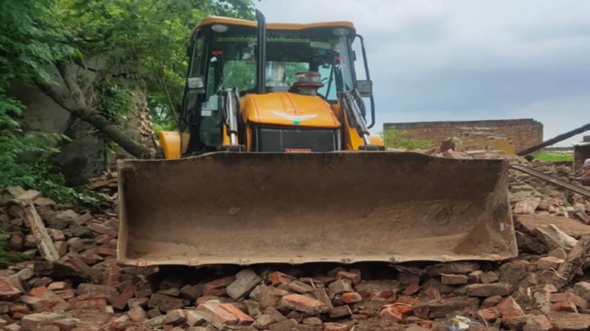 Aligarh News: क्षेत्रीय सहकारी समिति की बिल्डिंग तोड़ने वालों पर मुकदमा : जागरण