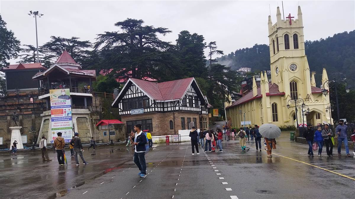 हिमाचल प्रदेश में आज भी भारी बारिश का अलर्ट जारी किया गया है।