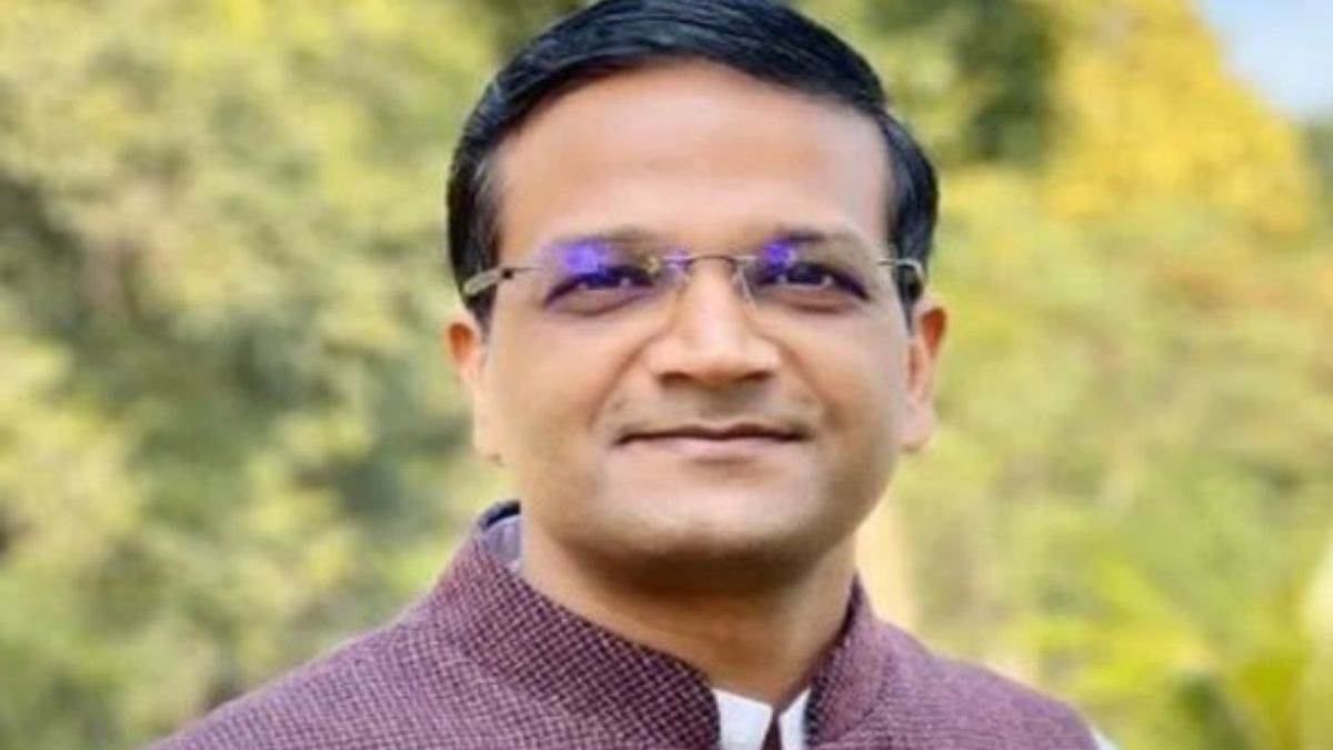 रांची के पूर्व DC IAS छवि रंजन भेजे गए जेल- Former DC IAS of Ranchi Chhavi Ranjan sent to jail