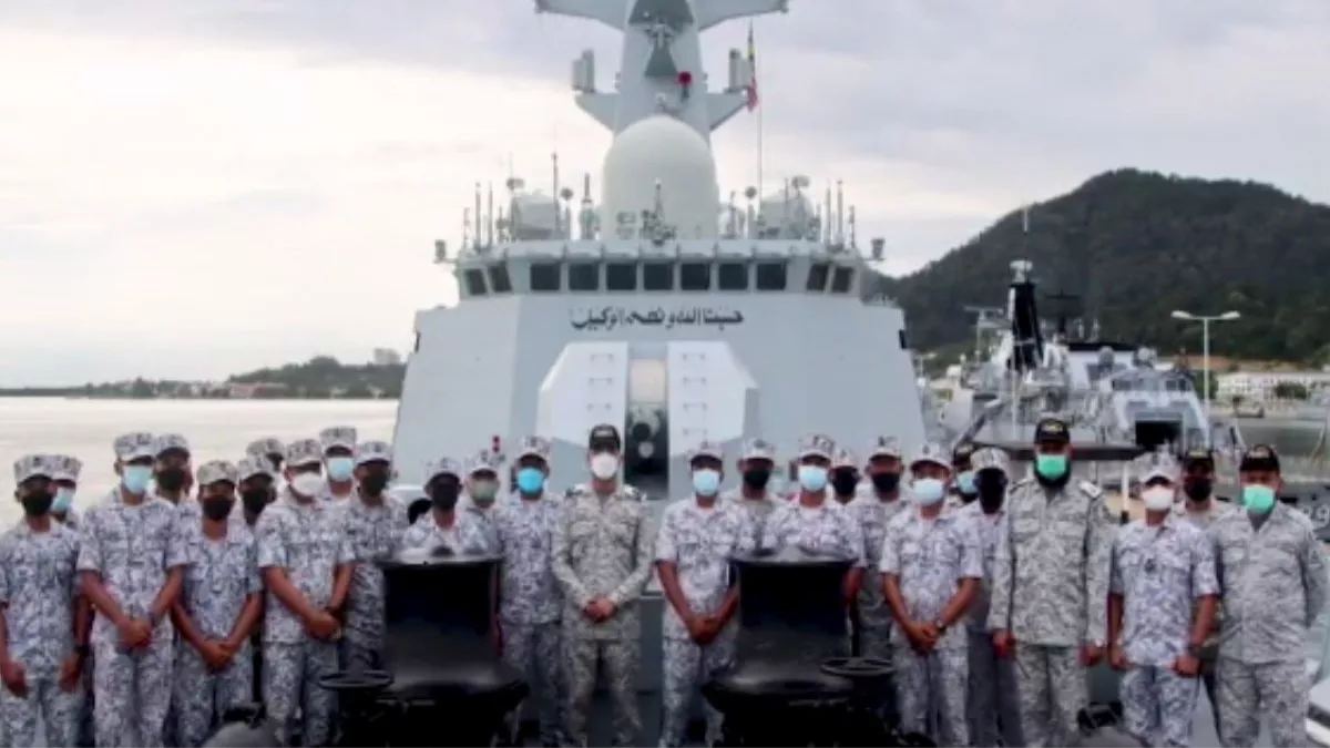 PNS Taimur Warships: चीन निर्मित PNS तैमूर युद्धपोत की बांग्‍लादेश में नो एंट्री, पाक-श्रीलंका के बीच नौसेना का संयुक्‍त अभ्‍यास