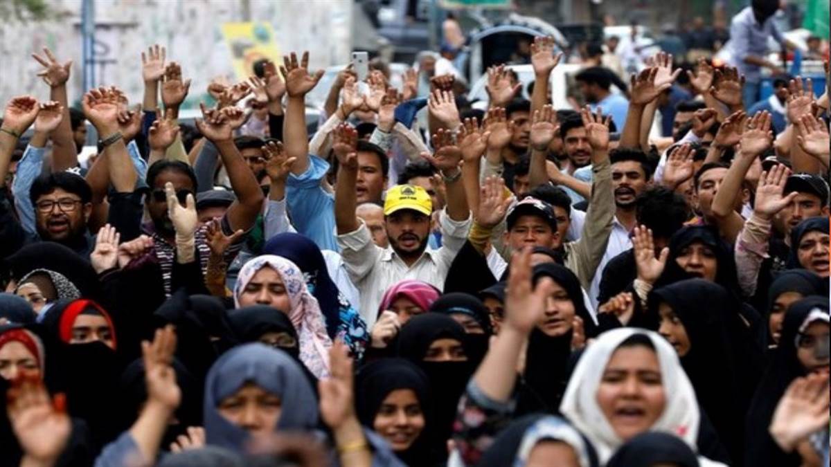 protests intensify in ghulam kashmir pok against pakistan govt plans to amend constitution