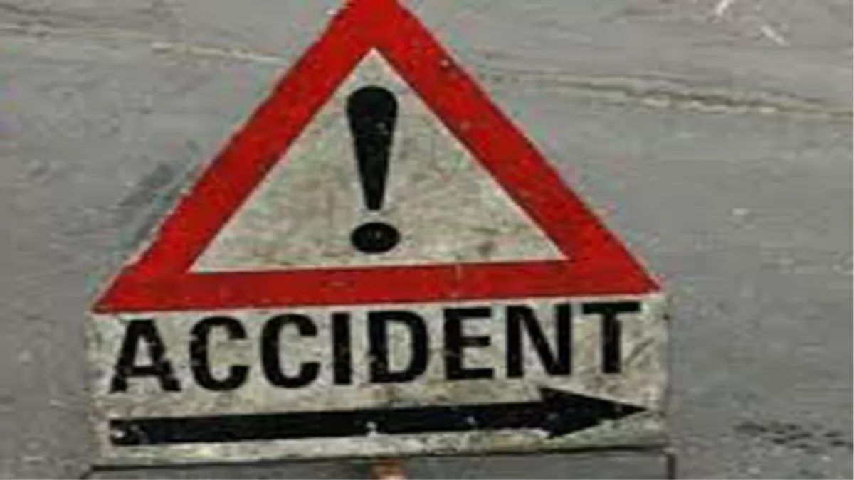 Una Road Accident: लठियाणी में हाईवे पर और ट्रक और बाइक में टक्‍कर, दोपि‍हया सवार की हालत नाजुक