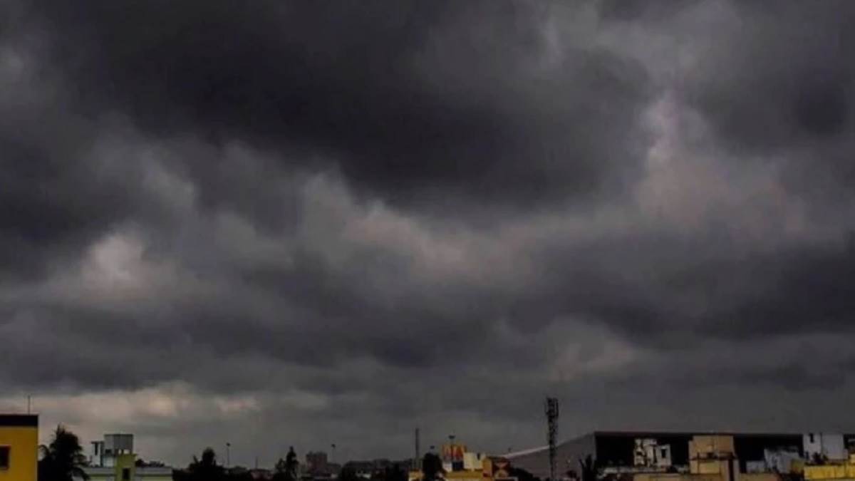 UP Weather Today यूपी के 34 शहरों में IMD ने जारी क‍िया भारी बार‍िश का अलर्ट