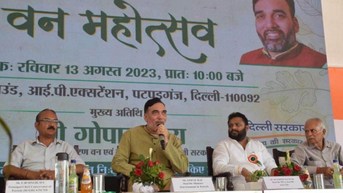 ncr delhi pollution news 30 percent less pollution in delhi in last eight years
